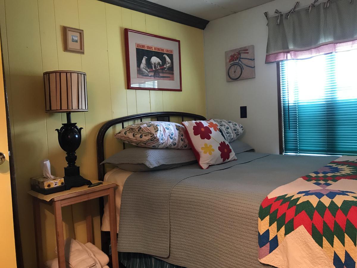 Klutina Kate'S B&B Copper Center Экстерьер фото